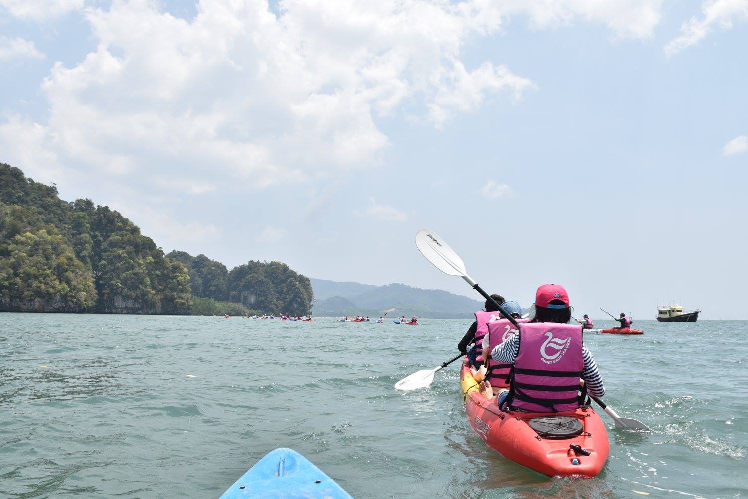 4 ISLANDS ONE DAY TRIP BY SPEED BOAT