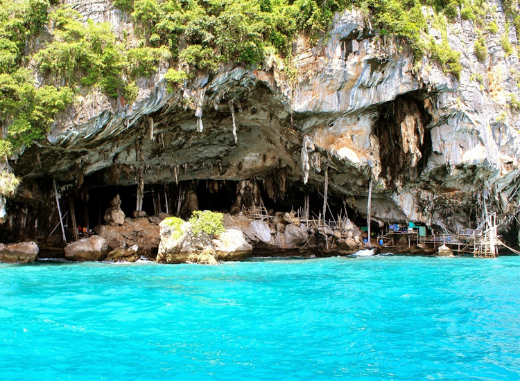 PHI PHI ISLAND BY SPEED BOAT START FROM KRABI